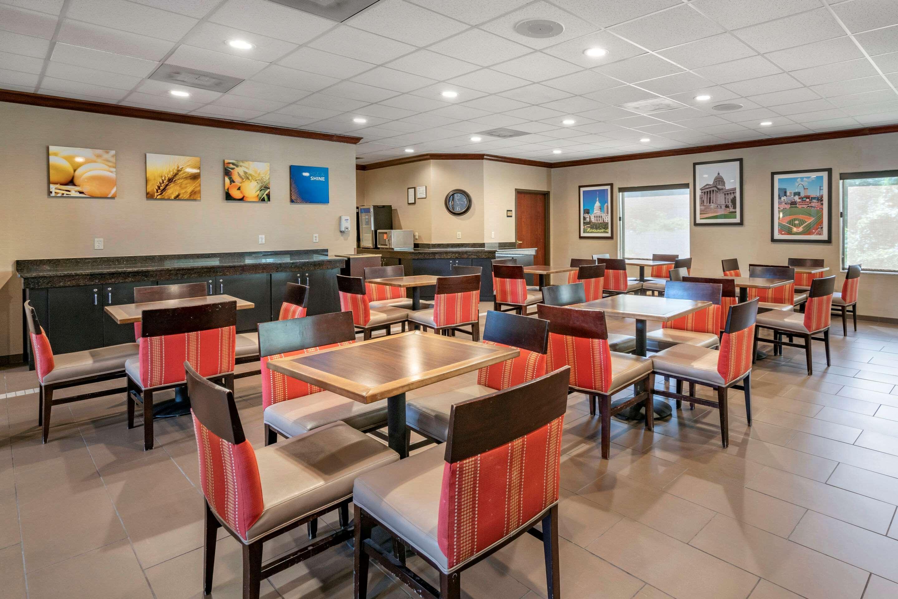 Comfort Inn & Suites St Louis-O'Fallon Esterno foto