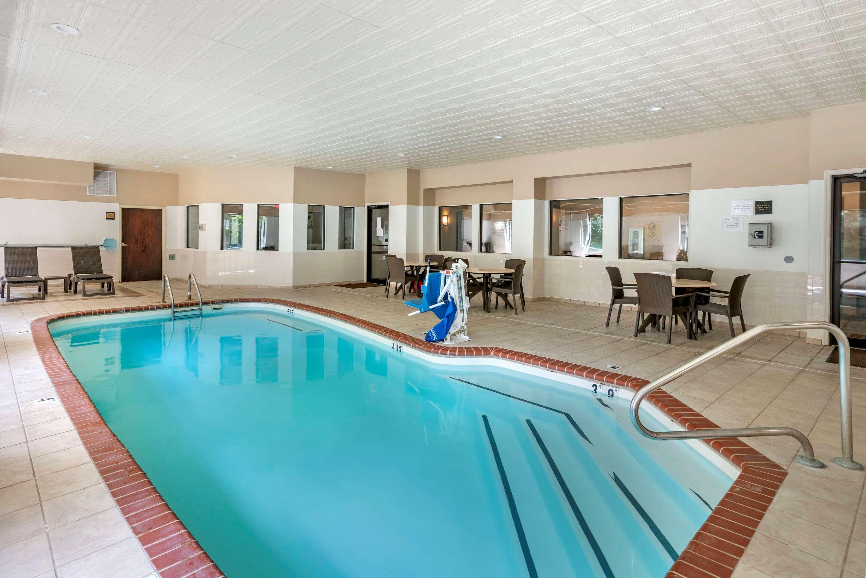 Comfort Inn & Suites St Louis-O'Fallon Esterno foto